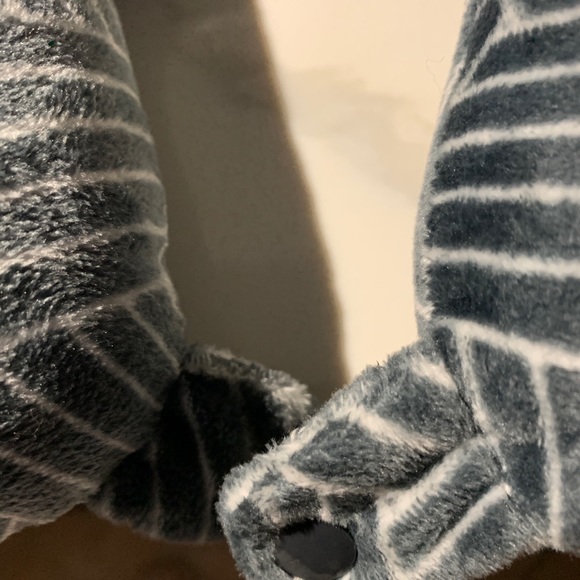 Airplane Pillow - Picture 2 of 2